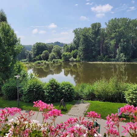 Hotel Restaurant Zum Goldenen Anker Mit Hallenbad & Wellnessbereich Windorf  Екстер'єр фото