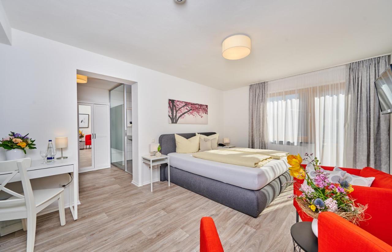 Hotel Restaurant Zum Goldenen Anker Mit Hallenbad & Wellnessbereich Windorf  Екстер'єр фото
