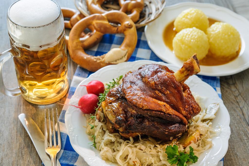 Hotel Restaurant Zum Goldenen Anker Mit Hallenbad & Wellnessbereich Windorf  Екстер'єр фото