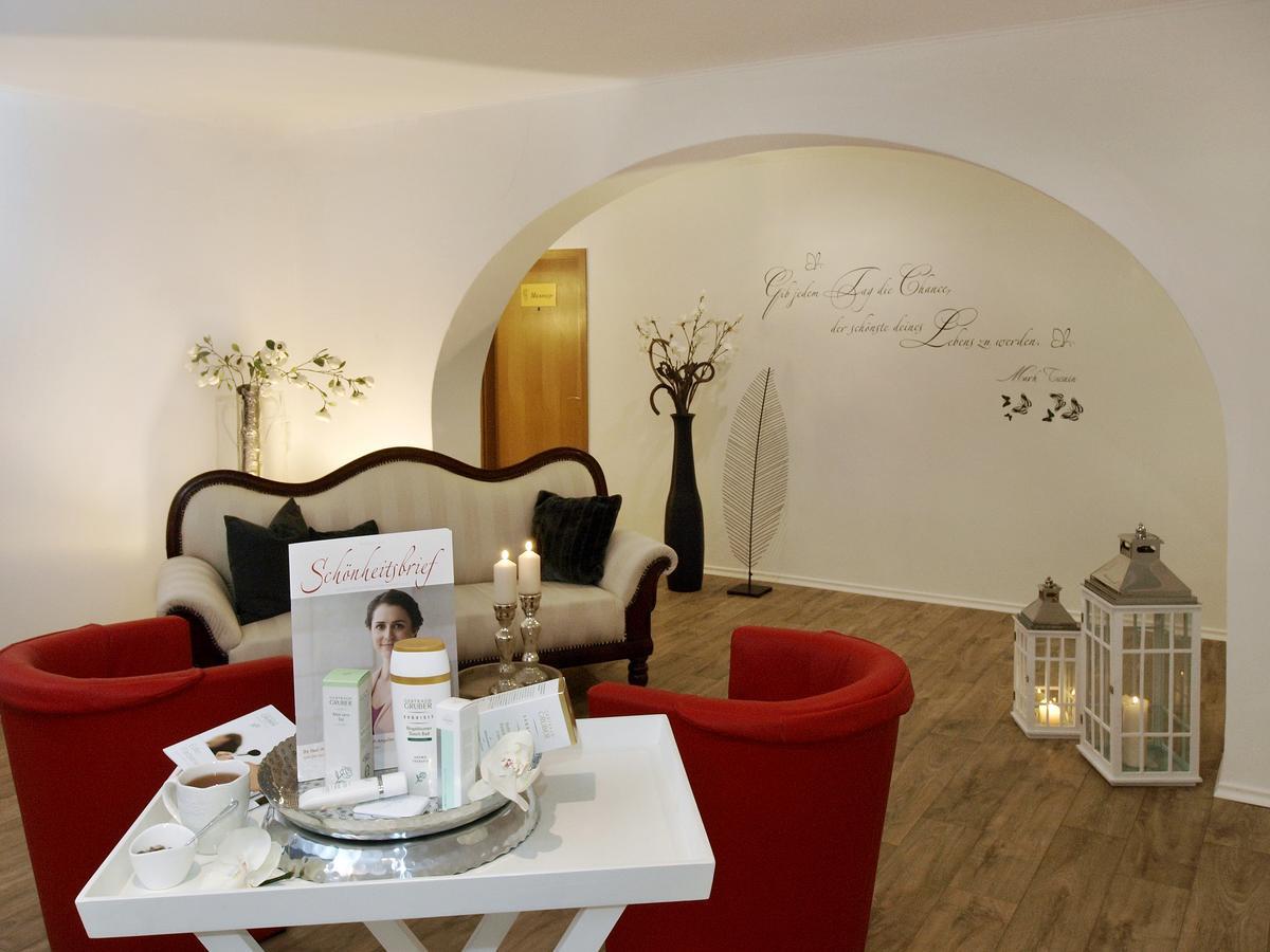 Hotel Restaurant Zum Goldenen Anker Mit Hallenbad & Wellnessbereich Windorf  Екстер'єр фото